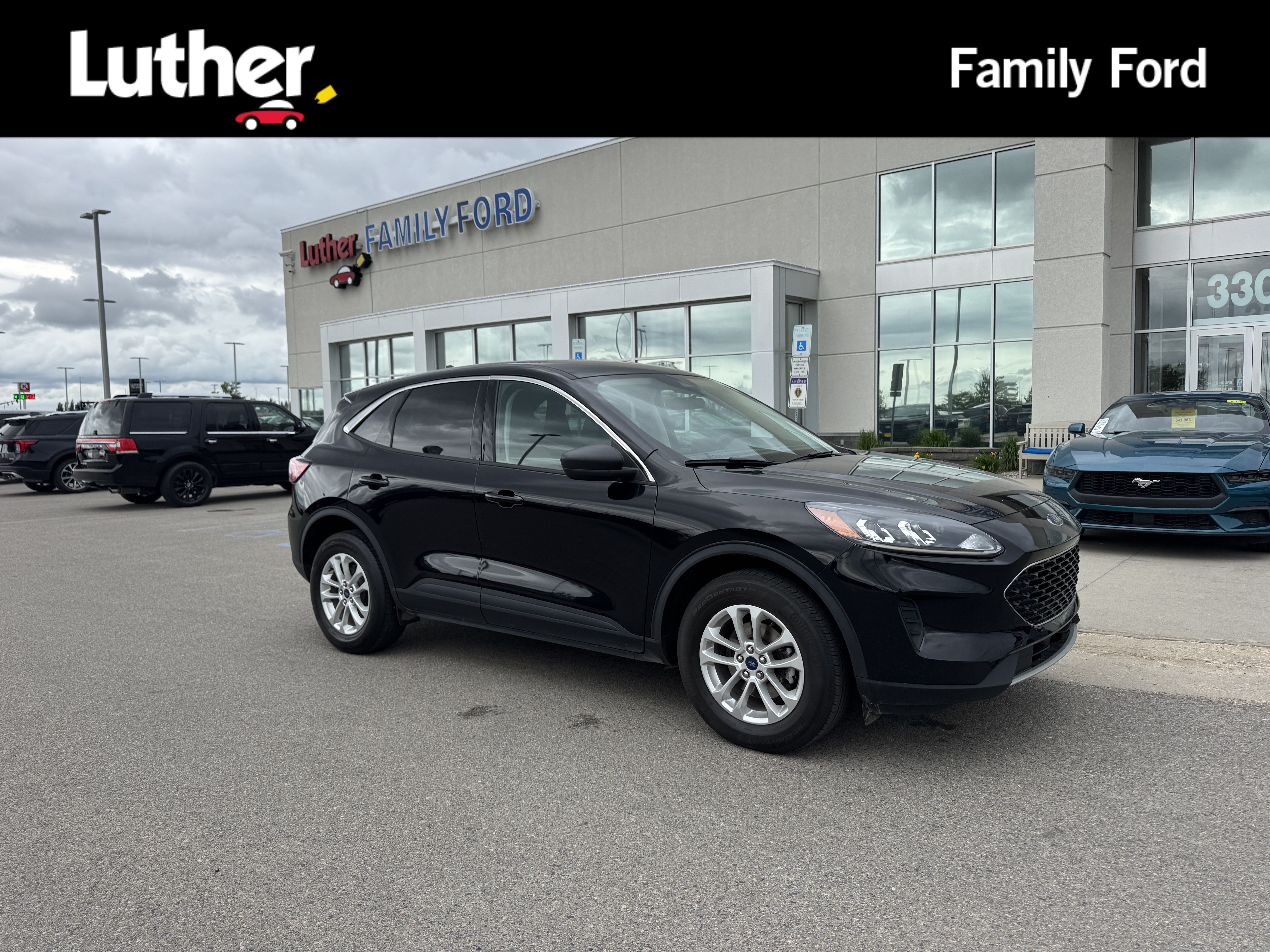 Certified 2022 Ford Escape SE w/ Convenience Package