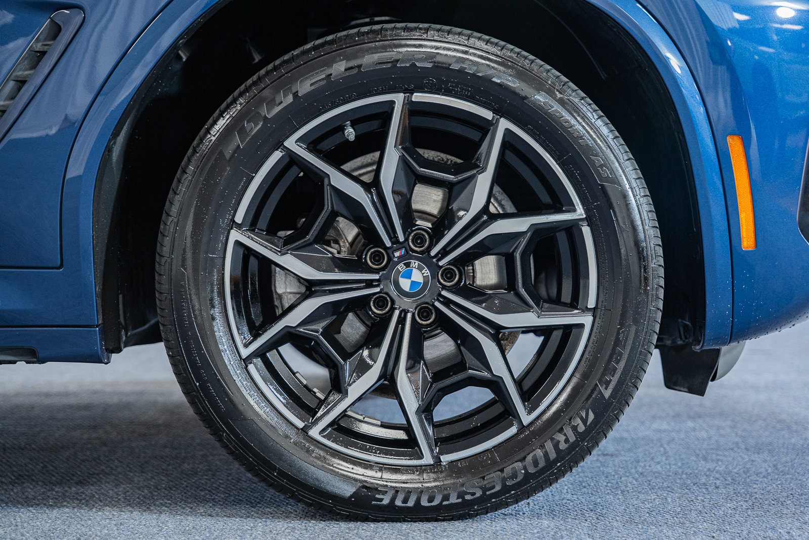 Used 2022 BMW X3 xDrive30i w/ M Sport Package AWD/4WD image 21