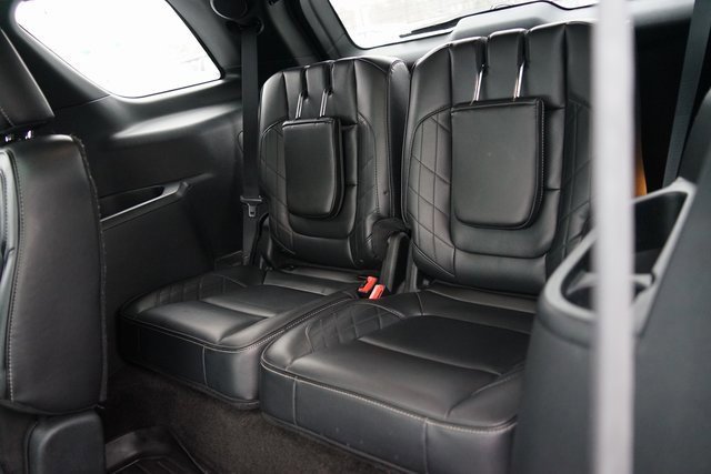 Certified 2018 Ford Explorer Platinum image 8