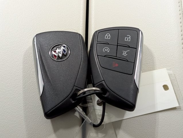 Used 2023 Buick Envision Avenir FWD image 25