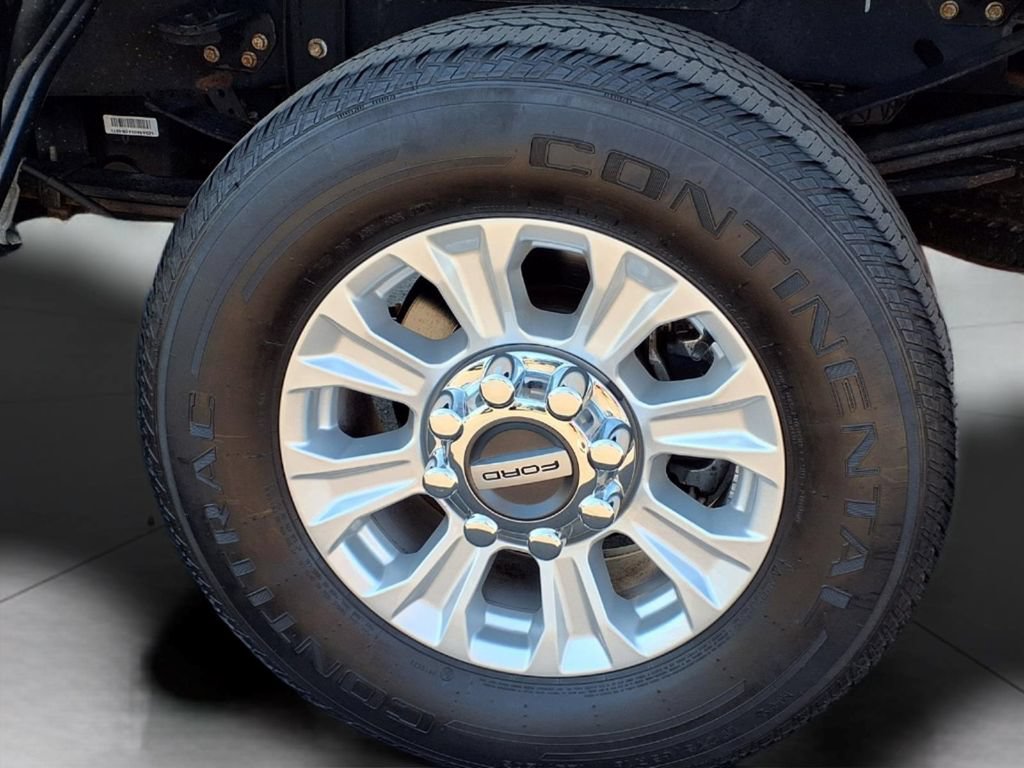 Certified 2022 Ford F250 XLT w/ XLT Value Package AWD/4WD image 8