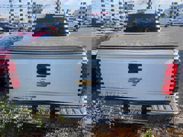 Used 2018 Chevrolet Silverado 1500 LT w/ LT Eassist Package image 3