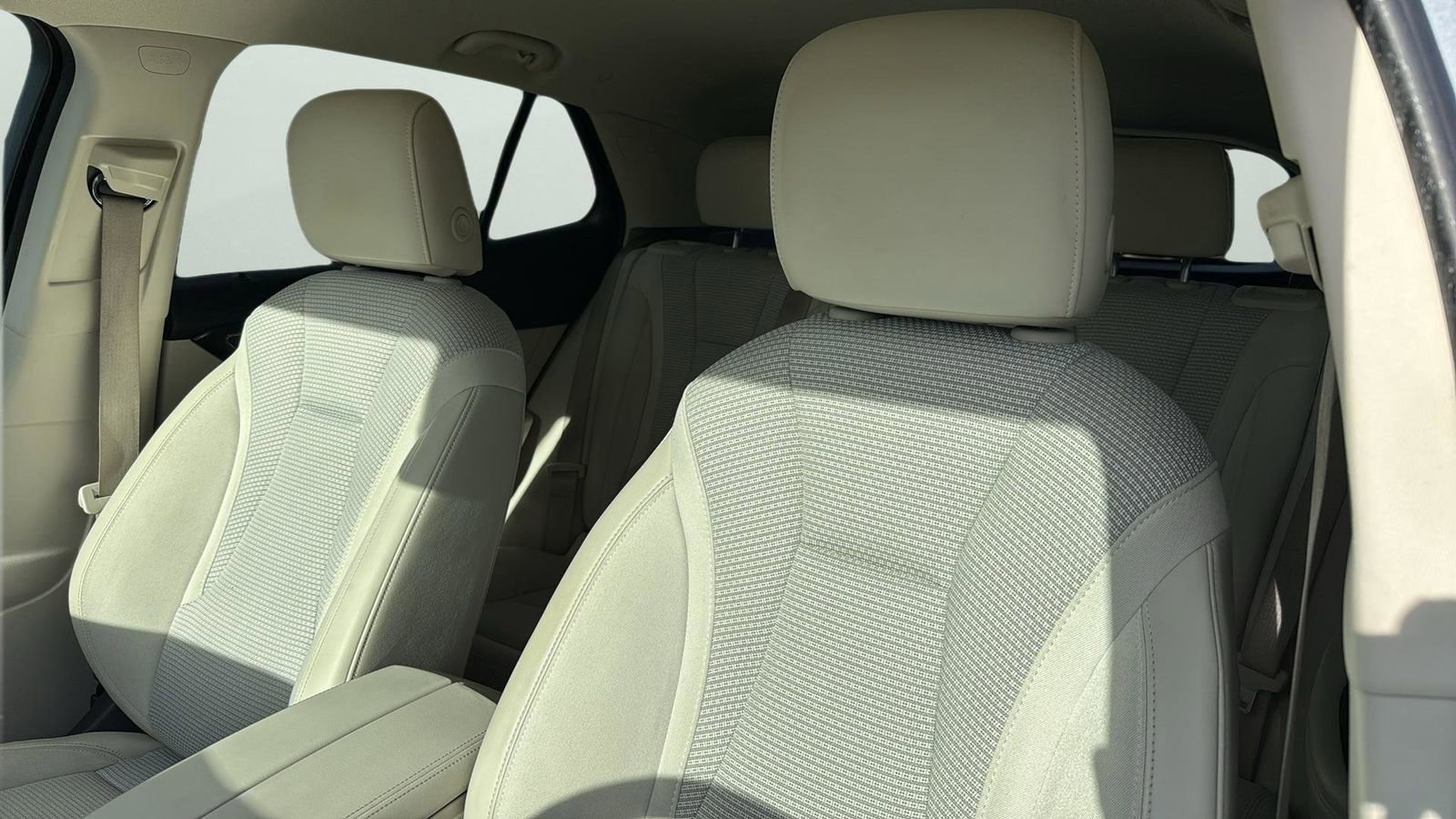 Used 2022 Buick Envision Preferred FWD image 10