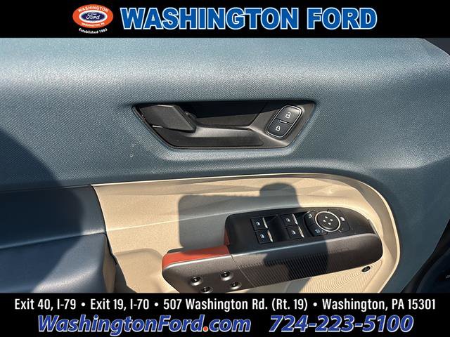 Certified 2025 Ford Maverick Lariat w/ 4K Tow Package AWD/4WD image 14