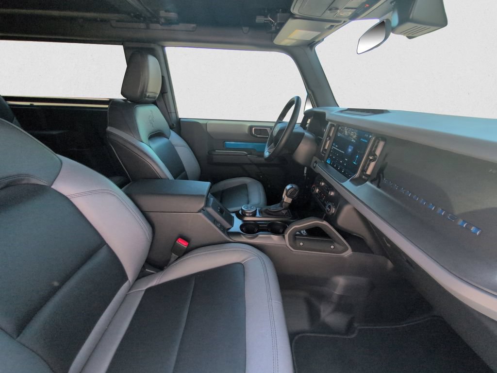 Certified 2024 Ford Bronco Big Bend w/ Sasquatch Package AWD/4WD image 15