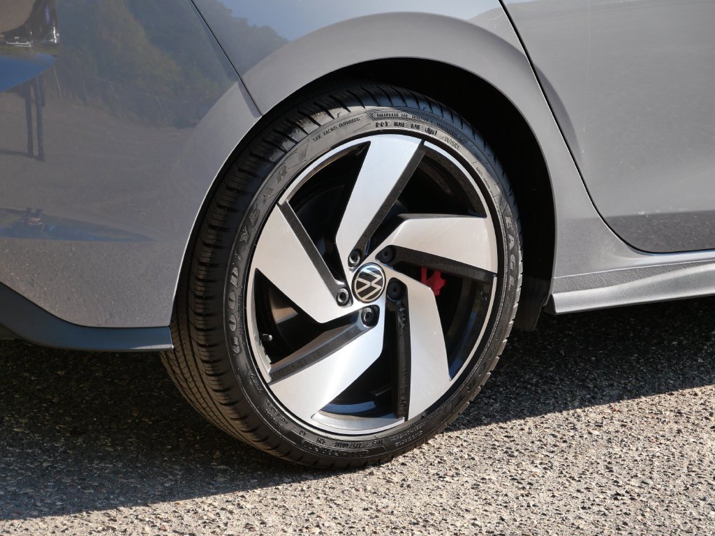 Used 2025 Volkswagen GTI S FWD image 7