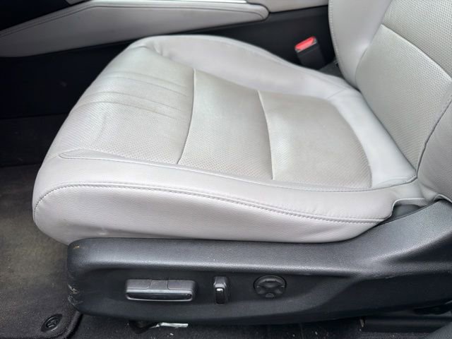 Used 2018 Honda Accord EX-L image 8