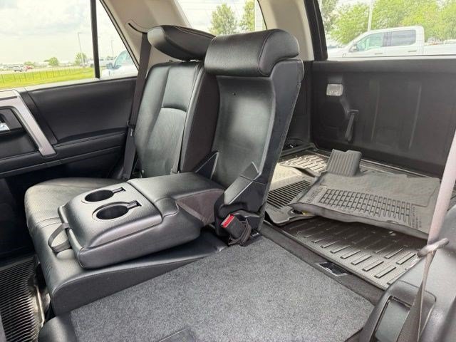 Used 2023 Toyota 4Runner Limited AWD/4WD image 36