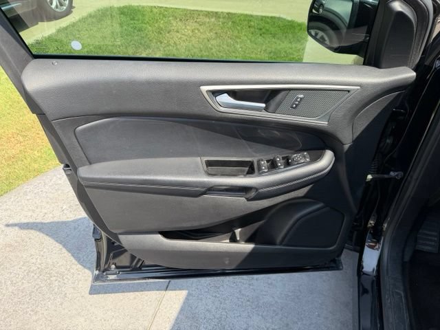 Certified 2018 Ford Edge SEL w/ Equipment Group 201A AWD/4WD image 8