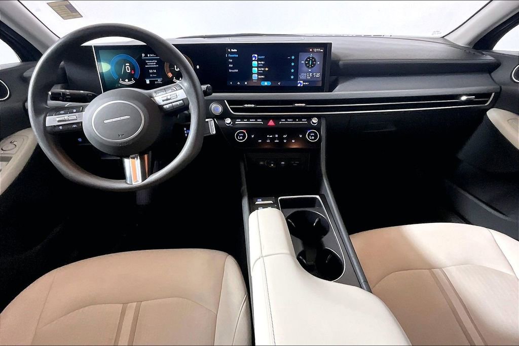 Used 2025 Hyundai Sonata SEL FWD image 11