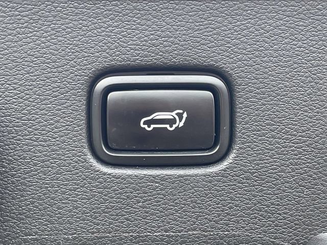 Used 2025 Kia Sportage EX w/ Premium Package image 9