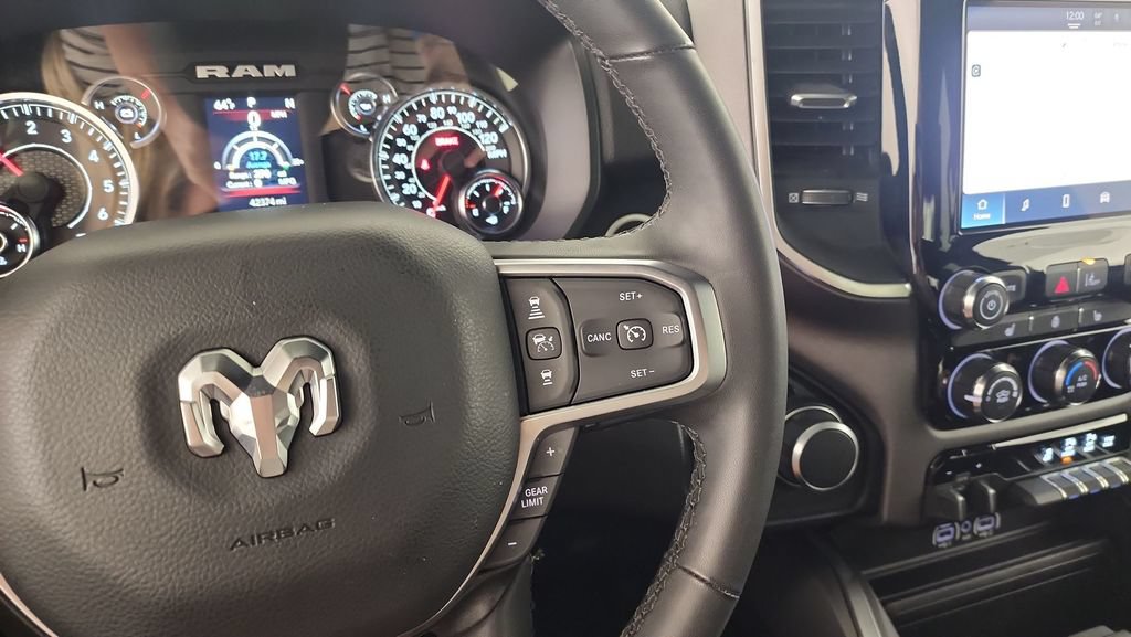 Used 2025 RAM 1500 Big Horn AWD/4WD image 19