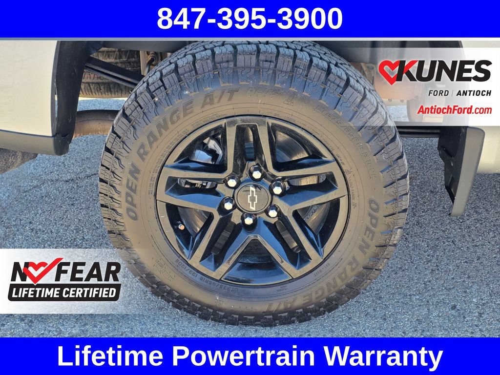 Used 2024 Chevrolet Silverado 1500 Custom Trail Boss AWD/4WD image 17