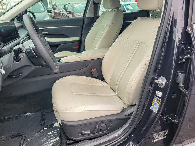 Used 2025 Hyundai Sonata SEL image 6