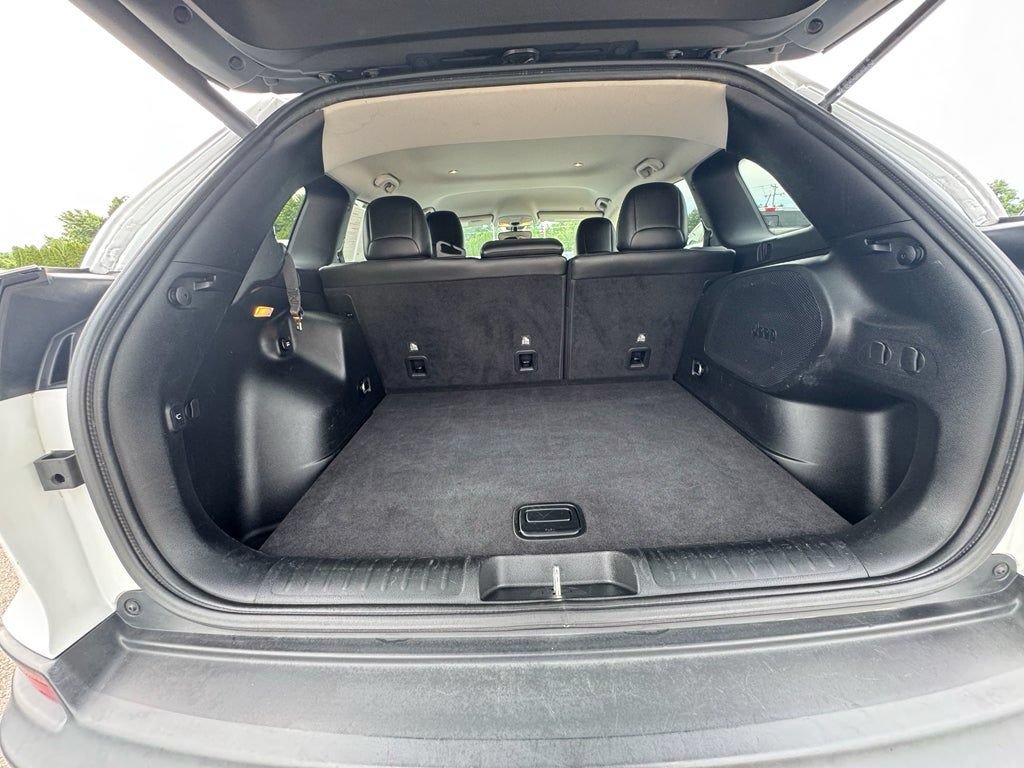 Used 2020 Jeep Cherokee Limited FWD image 18