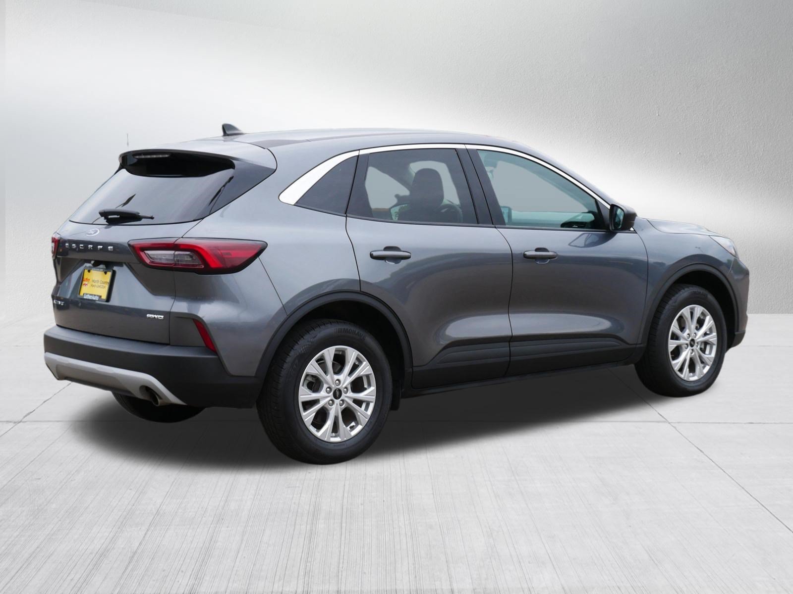 Certified 2024 Ford Escape Active AWD/4WD image 7