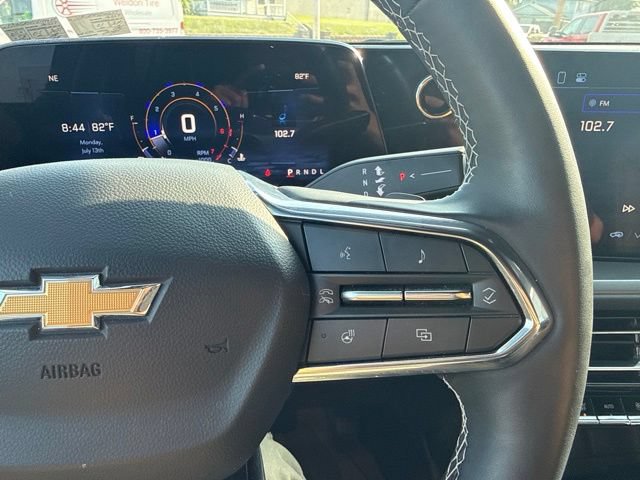 Used 2025 Chevrolet Traverse LT AWD/4WD image 25