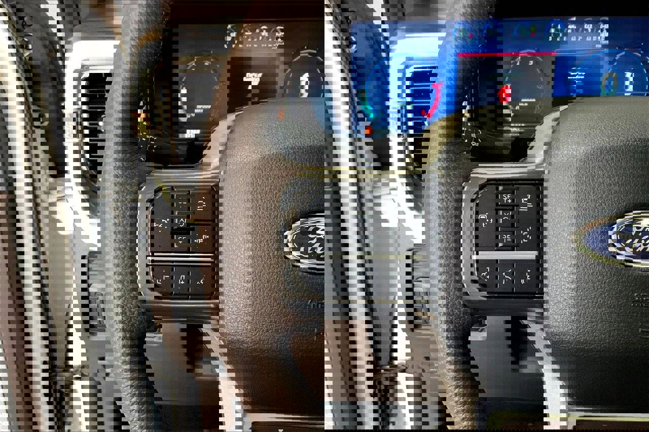 Certified 2025 Ford F350 King Ranch image 22