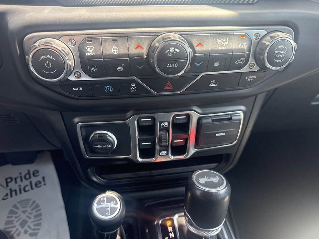 Used 2021 Jeep Wrangler Unlimited Sahara w/ Cold Weather Group image 34