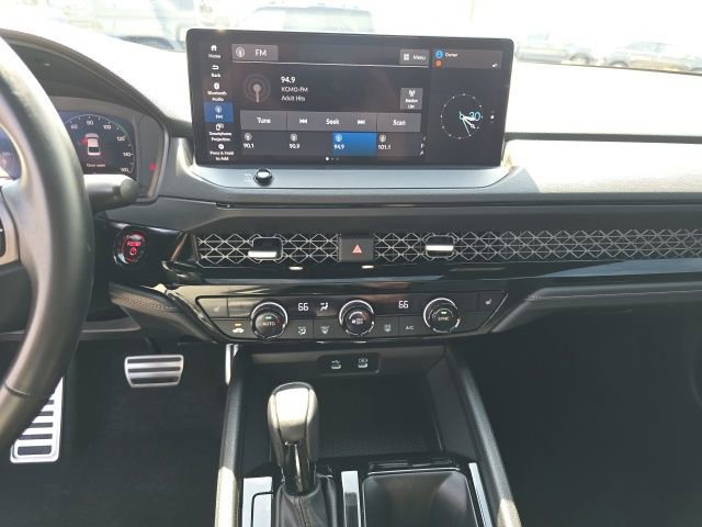 Used 2023 Honda Accord Sport image 19