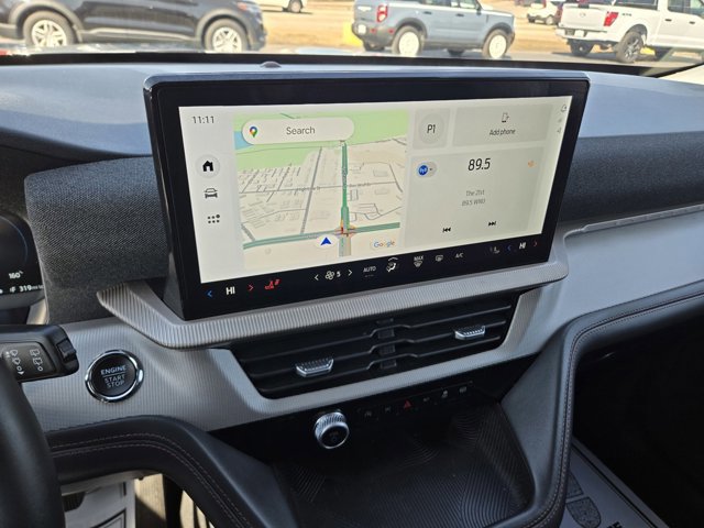 Certified 2025 Ford Explorer Active AWD/4WD image 9