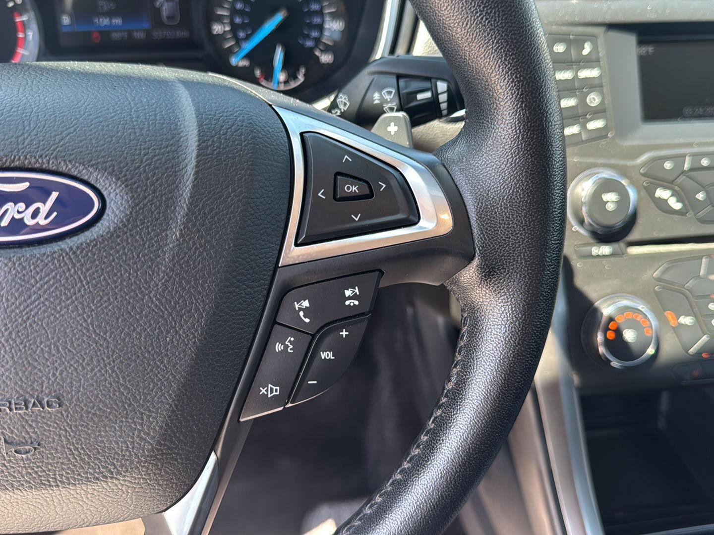 Certified 2018 Ford Fusion SE image 20