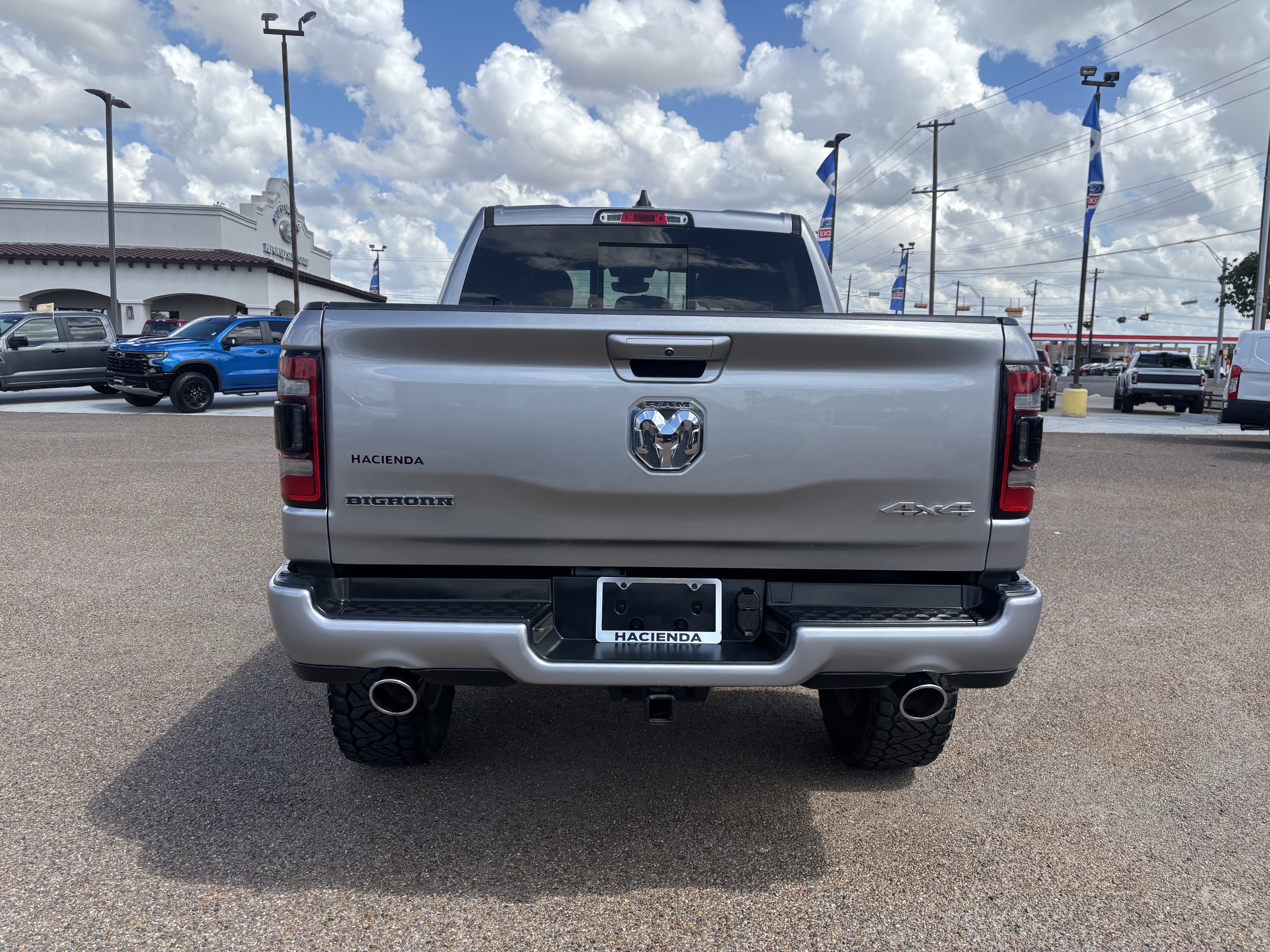 Used 2021 RAM 1500 Lone Star AWD/4WD image 3