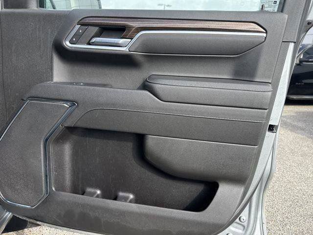 Used 2023 Chevrolet Silverado 1500 RST w/ Z71 Off-Road Package image 17