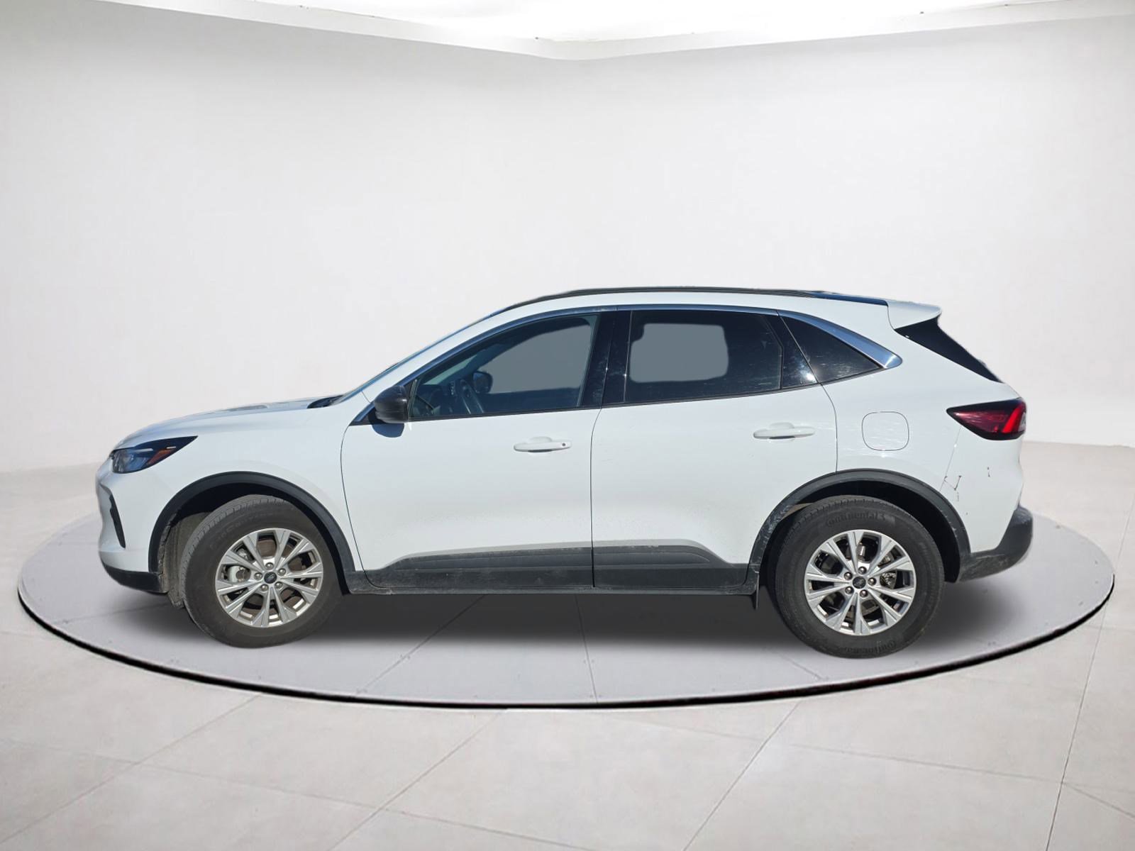 Certified 2023 Ford Escape Active w/ Tech Pack #1 image 4