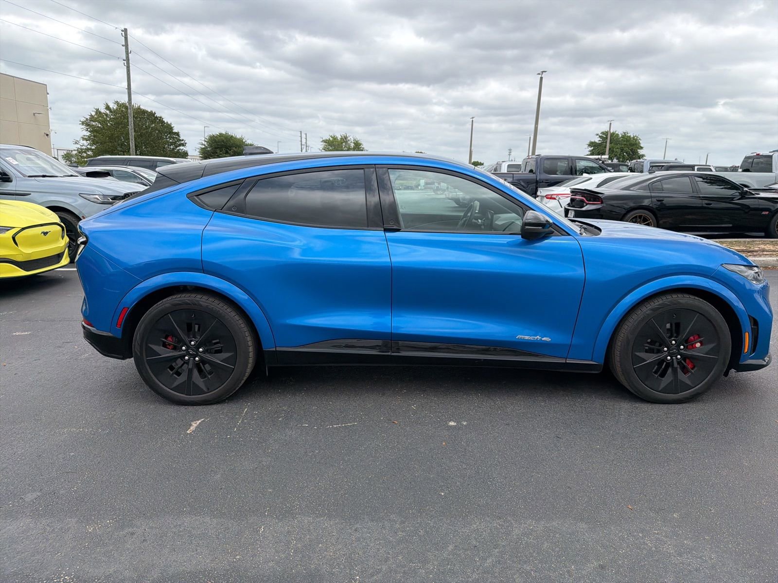 Certified 2025 Ford Mustang Mach-E GT AWD/4WD image 3