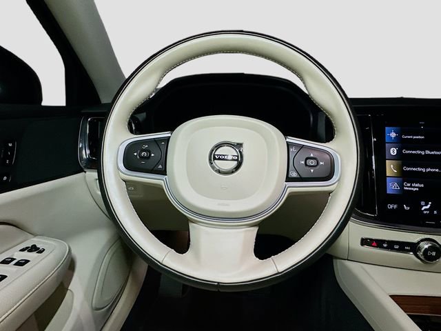 Used 2022 Volvo S60 B5 Momentum w/ Premium Package image 12