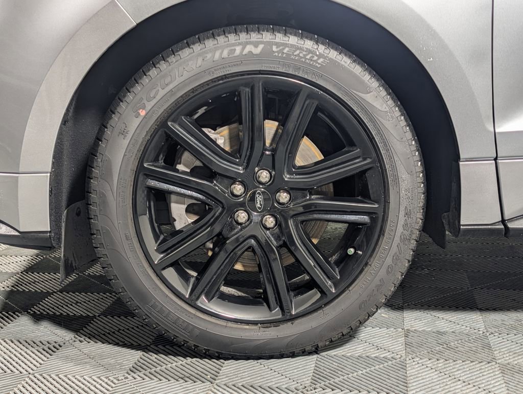 Certified 2024 Ford Edge ST-Line image 28