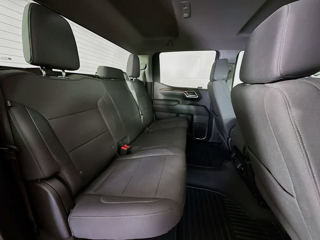 Used 2025 Chevrolet Silverado 1500 LT AWD/4WD image 32