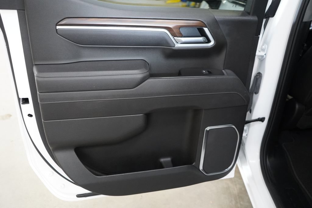 Used 2025 GMC Sierra 1500 SLT RWD image 30