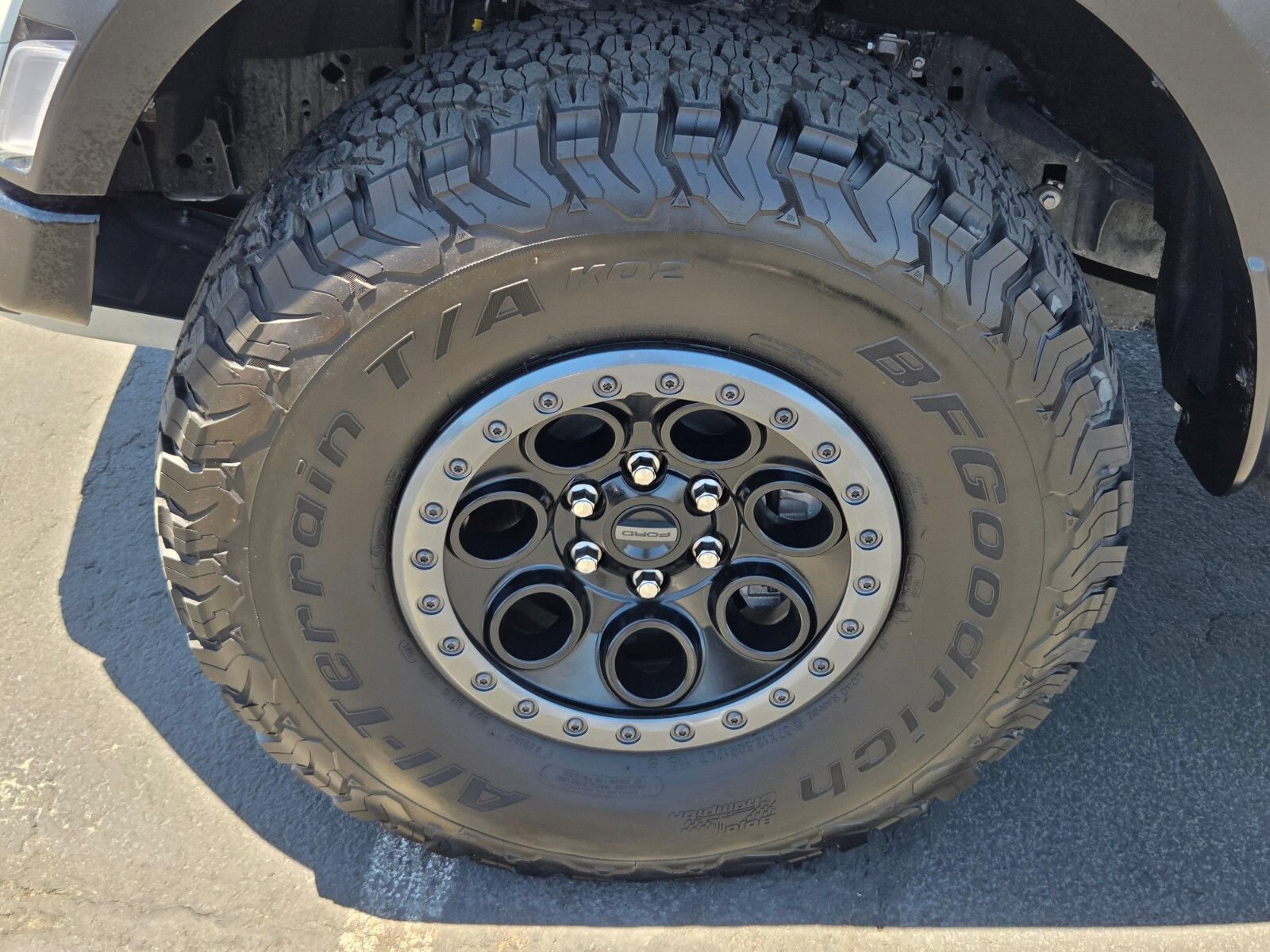 Certified 2025 Ford F150 Raptor AWD/4WD image 9