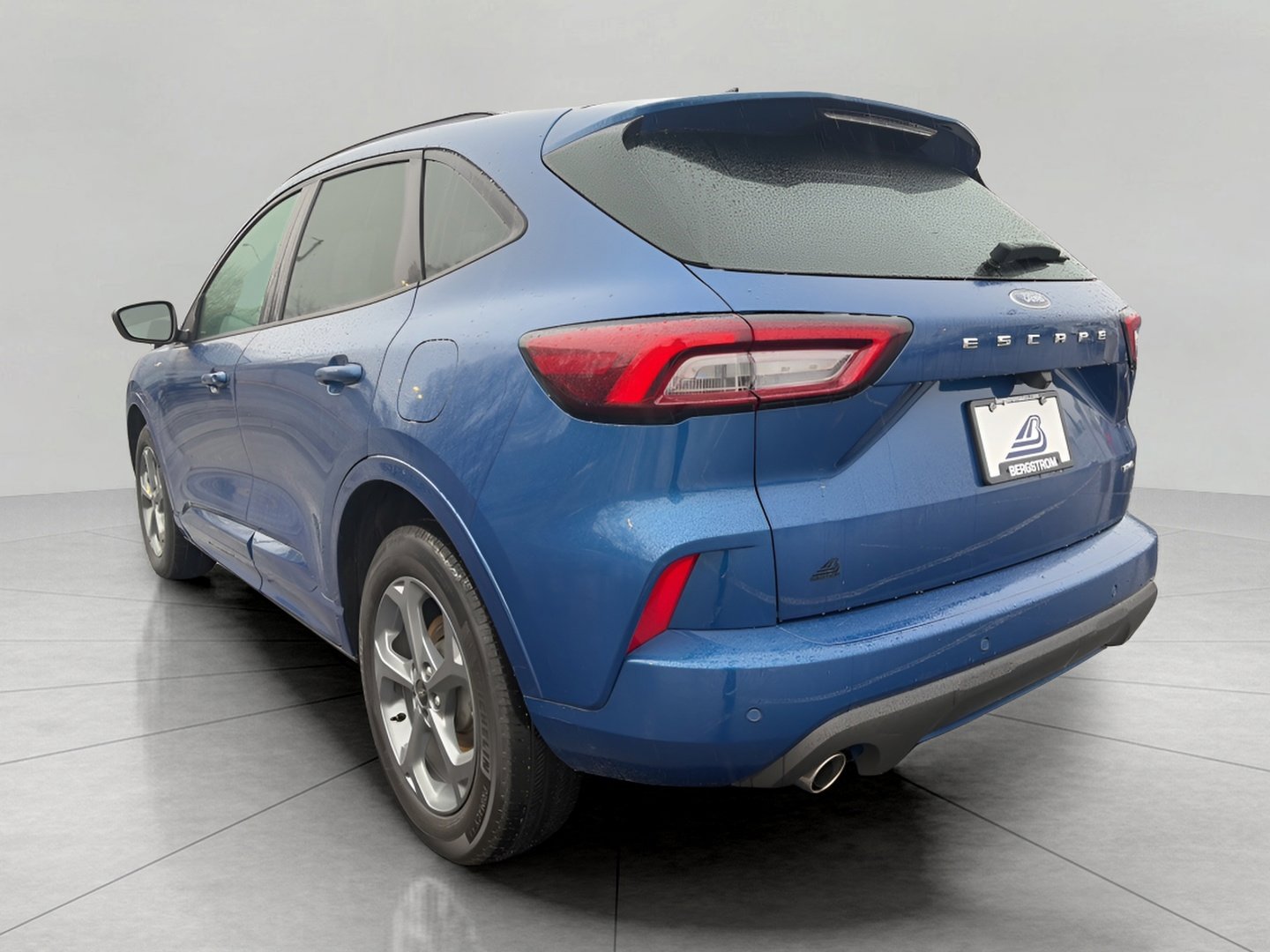 Certified 2023 Ford Escape ST-Line w/ Tech Pack #1 image 8