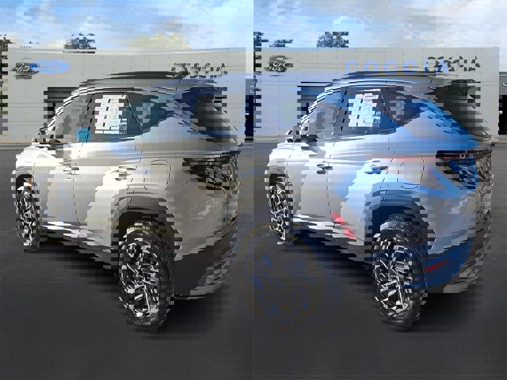 Used 2025 Hyundai Tucson Limited image 6