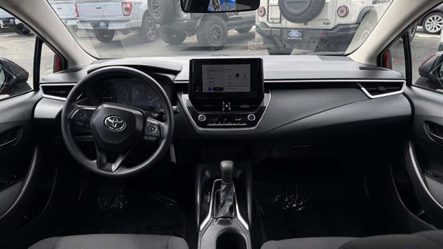 Used 2025 Toyota Corolla LE FWD image 26
