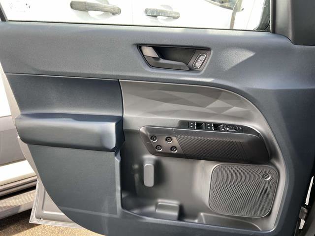 Certified 2020 Ford Escape SE image 11