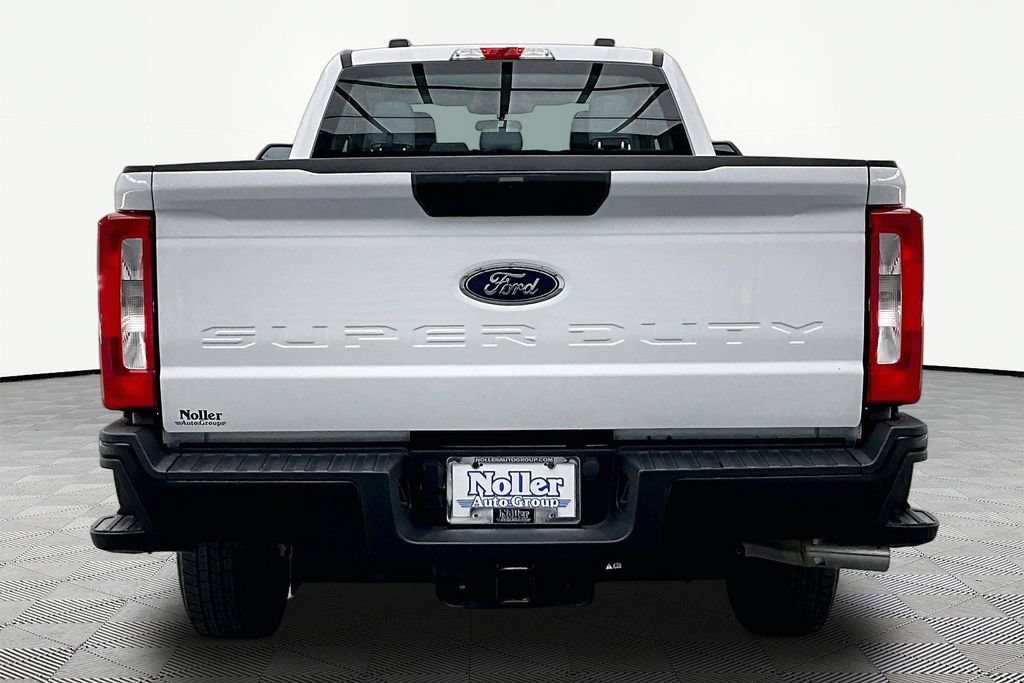 Certified 2026 Ford F350 XL AWD/4WD image 4