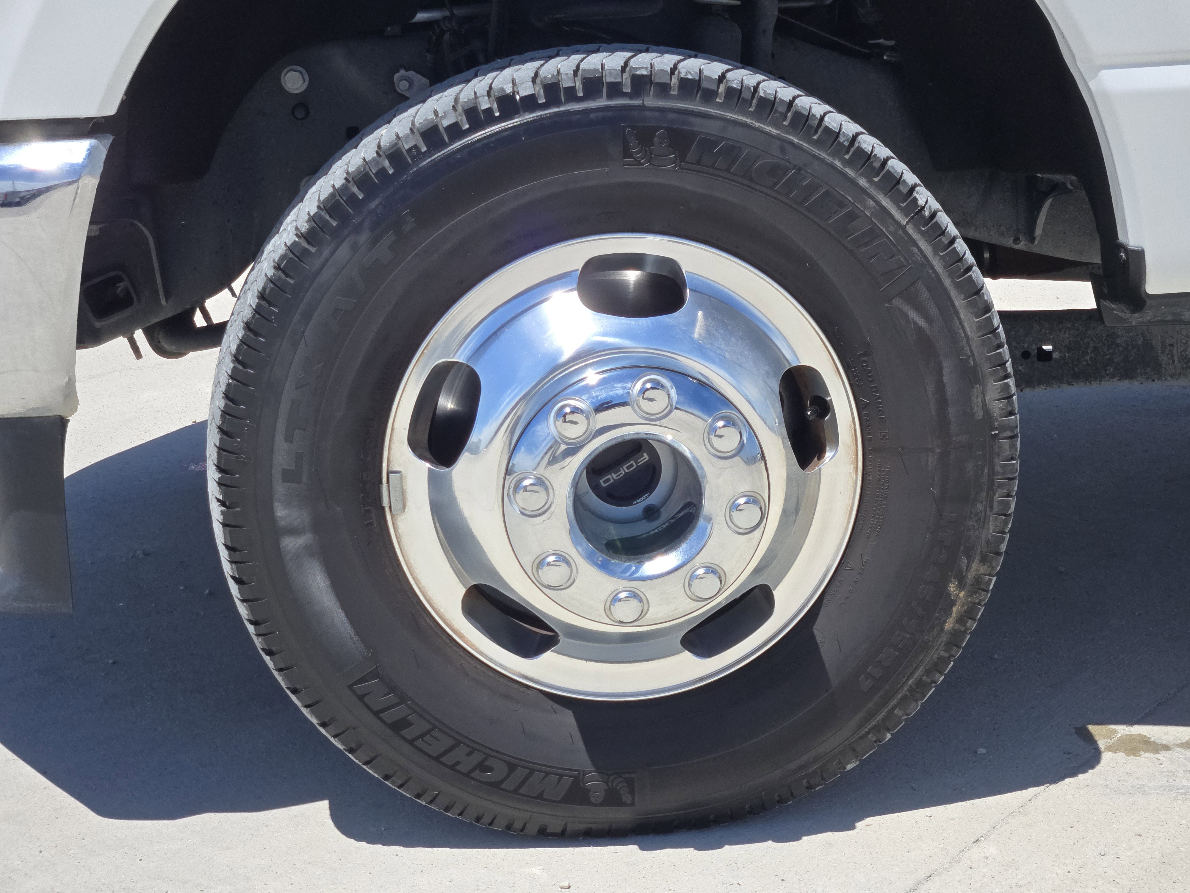Certified 2024 Ford F350 Lariat w/ Chrome Package AWD/4WD image 12