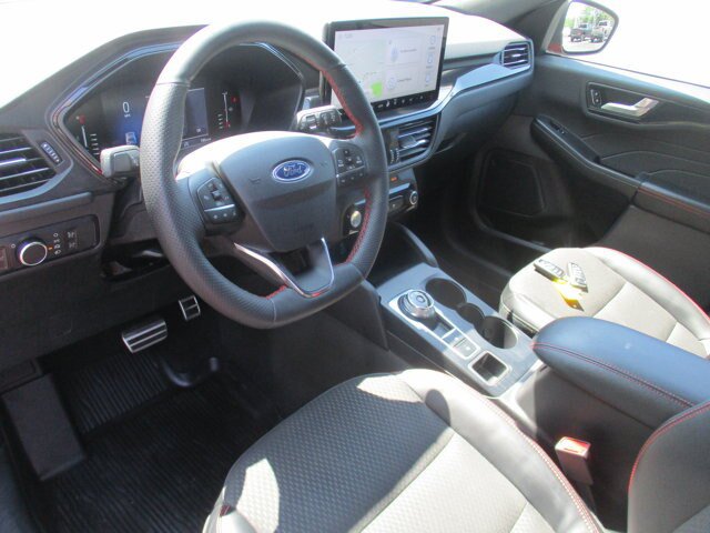 Certified 2023 Ford Escape ST-Line w/ Tech Pack #1 AWD/4WD image 27