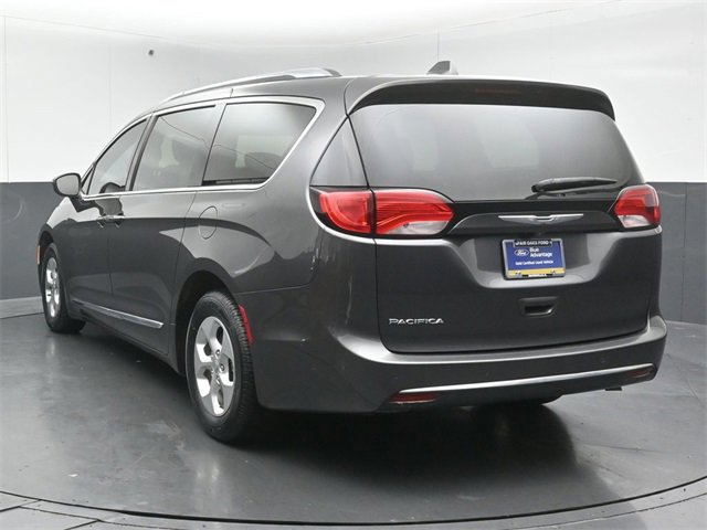 Used 2017 Chrysler Pacifica Touring-L Plus image 9