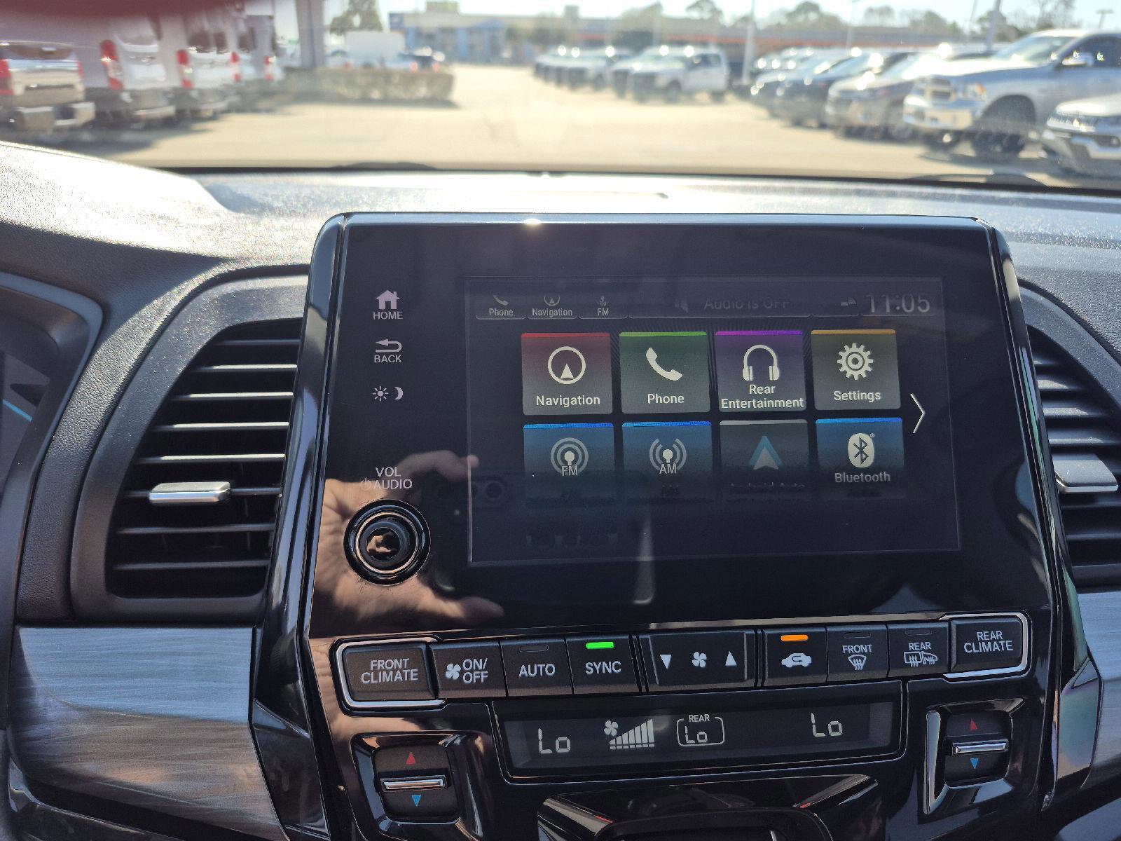 Used 2023 Honda Odyssey Elite image 18