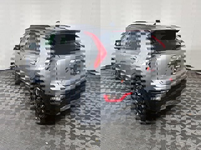 Used 2024 Kia Niro Wind w/ Wind Preserve Package image 4