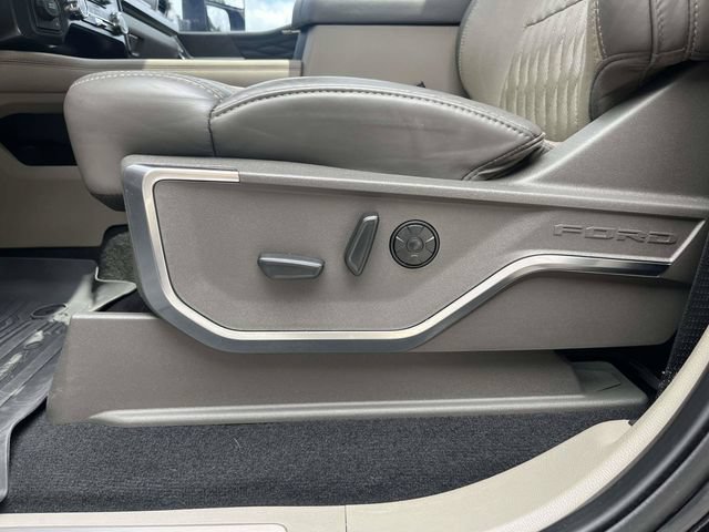 Certified 2025 Ford F450 Platinum w/ Platinum Plus Package AWD/4WD image 22