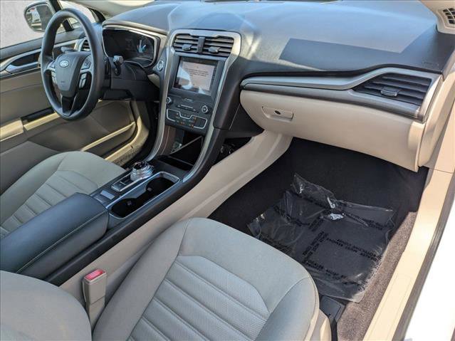 Certified 2019 Ford Fusion SE image 22