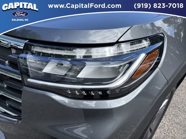 Certified 2025 Ford Explorer Active w/ Active Comfort Package AWD/4WD image 11