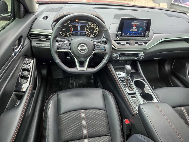 Used 2024 Nissan Altima 2.5 SR AWD/4WD image 18