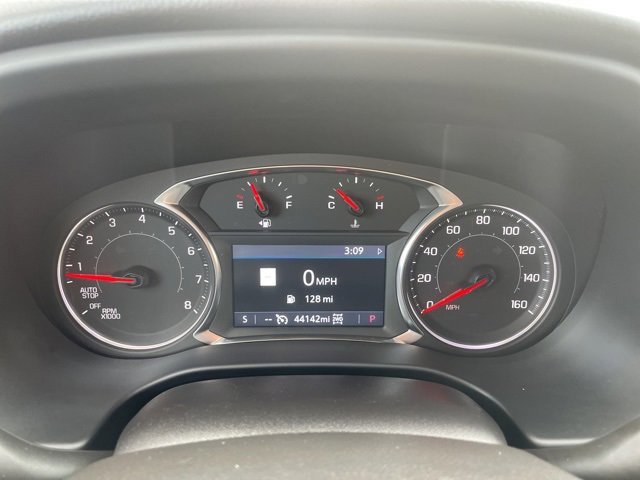 Used 2023 GMC Acadia SLT image 25